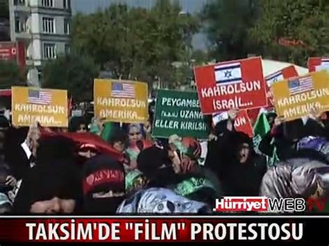 HZ MUHAMMED E HAKARET İÇEREN FİLM TAKSİMDE PROTESTO EDİLDİ