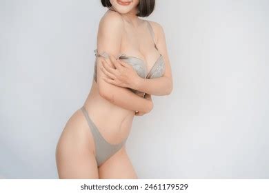 2 367 Big Hips Naked Woman Royalty Free Images Stock Photos Pictures Shutterstock