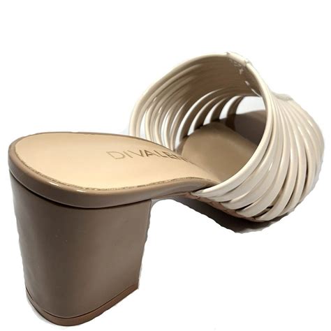 Tamanco Di Valentini Verniz Salto Grosso Feminino Nude Bege