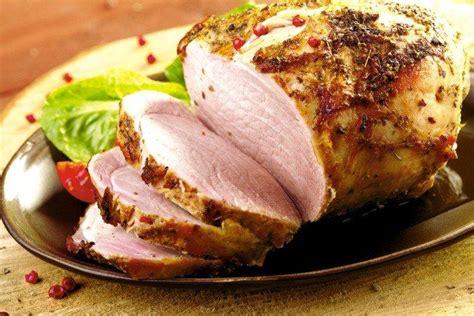 Свиной окорок в духовке - 15 простых и вкусных рецептов