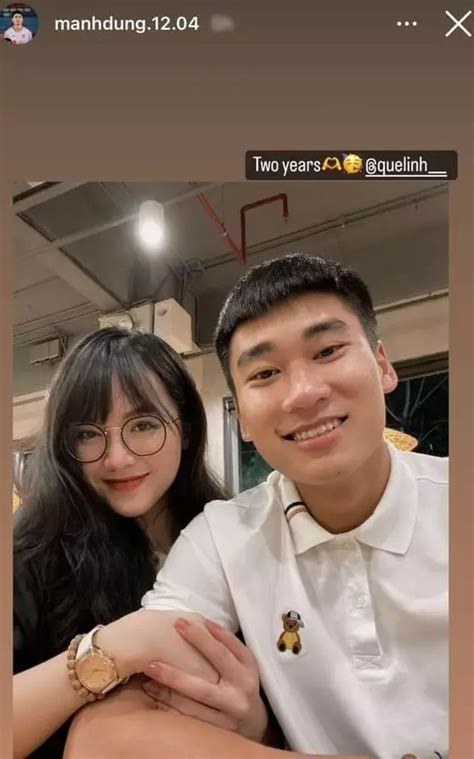 Nhâm Mạnh Dũng kỷ niệm 2 năm yêu cô giáo hot girl