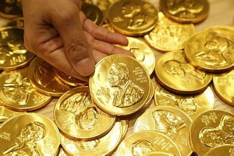 nobel prize  economics     women cgtn