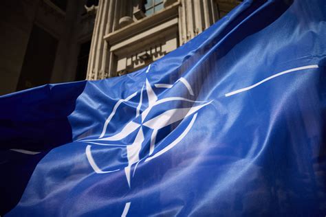 1 Генерал НАТО про російський "Орешник": Європа повинна мати те, чим ...