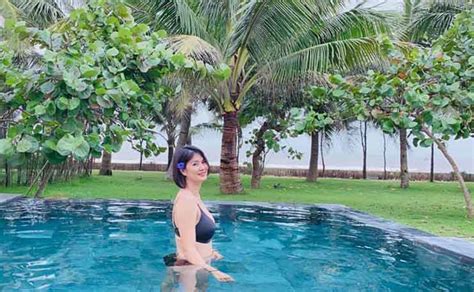 Ng I P B Ng Chuy N Kim Hu Di N Bikini N Ng B Ng Thu Ho I Thu Huy N Hot Kh Ng K M