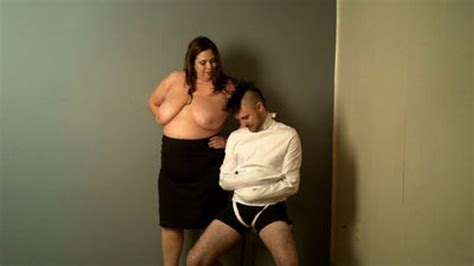 BBW Vixens With Rikki Waters SSBBW Deja Squashes The Skinny Bitch MOV