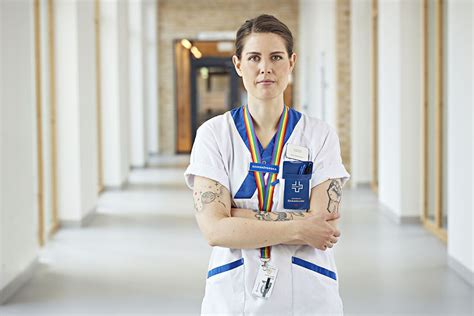 Hatad och hotad i demokratins tjänst Hot och våld mot tjänstemän i offentlig sektor