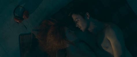 Nude Video Celebs Liz Solari Nude The Last Man