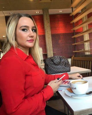 Sexy Dirty Chubby Small Tit Big Ass Slut Beach Vacation Porn Pictures XXX Photos Sex Images