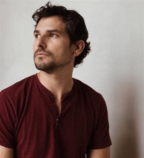 Quién es Alan Estrada YouTuber que se declaró gay