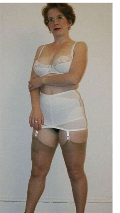 Pin By Jhjelmro On Snabbsparade Pins In Women Girdle Hot Women Dress Vintage Photos Women