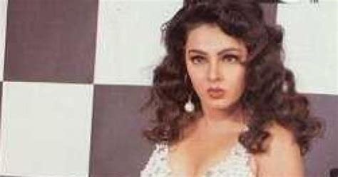 Sizzling Bollywood Mamta Kulkarni Hot Sexy Photos Images