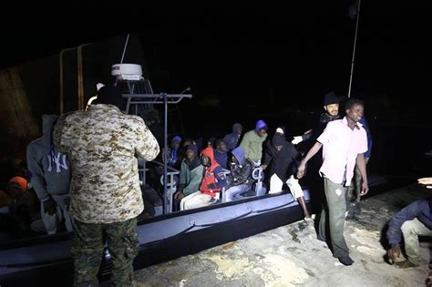 Photos Libyan Coastguards Rescue Over 1000 African Migrants Including