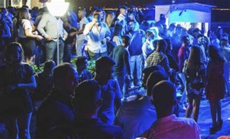 Ragazzo Gay Preso A Calci E Pugni In Discoteca Da Omofobi Archivio