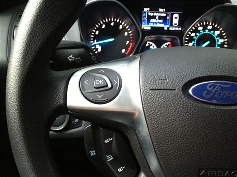 2014 Ford Escape: 38 Interior Photos | U.S. News