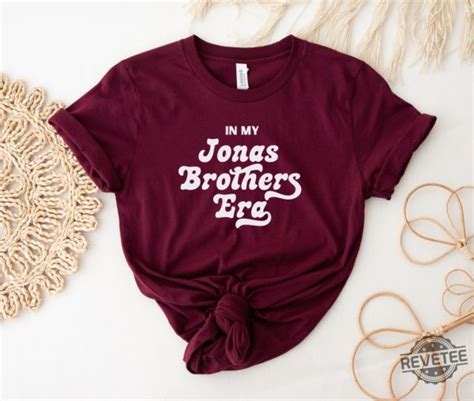 Jonas Brothers Era Retro Merch Jonas Brothers Merch Tour I Love Hot Dads Sweatshirt Jonas