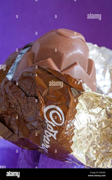 Cadbury Dairy Milk Egg N Spoon Choc Full Of Fluffy Delicious Milky Mousse With Wrapper