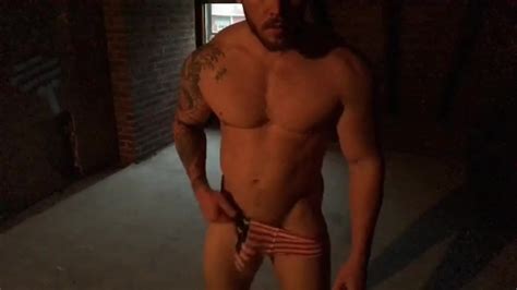 Matthew Camp Playing with his Ass 無料ポルノビデオ YouPornGay