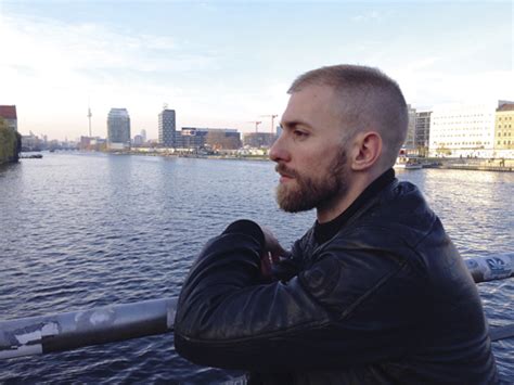 Las Aventuras De Un Joven Gay En Berl N Shangay