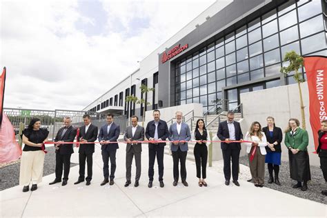 Avery Dennison inaugura su planta en Querétaro: Inversión de 3,500