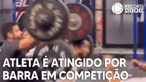 Atleta De Crossfit Atingido Por Barra Peso Durante Competi O De