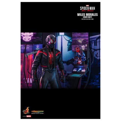 Hot Toys Miles Morales Suit Sevenfiguarts