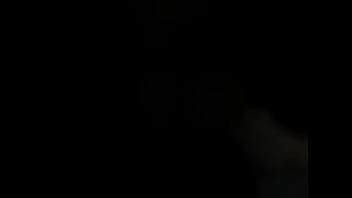 Menage con pareja Comiendo a la esposa en el balcón del hotel XVIDEOS