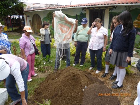 Escuela De Agricultura EcolÓgica Con Énfasis En Asociatividad Escuela