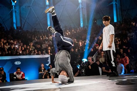 Ng T C Ke U B Ng Tr Th Nh M T Trend Hot Tr N Tik Tok Vi T Nam Vanhoaduongpho