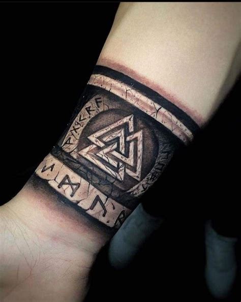 Pin By Carolina Moore On Tatuajes De Arte Corporal Viking Tattoos