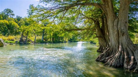 Texas Lakes And Rivers Map Stunning Lone Star Waterways