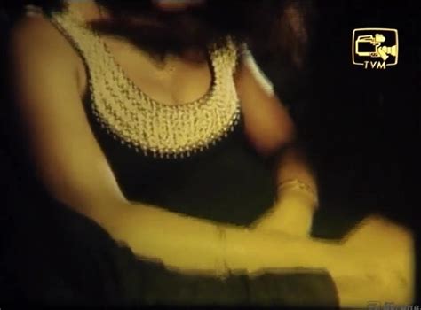 Sri Lankan Couple Having Sex In A Car Porn F Xhamster Xhamster