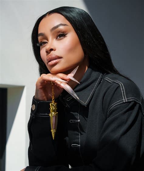 Newly Engaged Blac Chyna Giving The Girls FACE, BODY, and HAIR as she ...