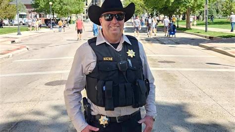 Try That In A Small Town Sheriff Rounding Up Posse Against Smash And