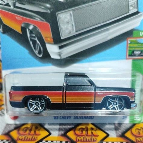 Hot Wheels 83 Chevy Silverado Lote K 2023 HW Slammed Shopee Brasil