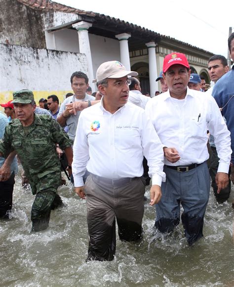 Fidel Herrera Beltr N El Gobernador Y El Presidente Hicieron Un