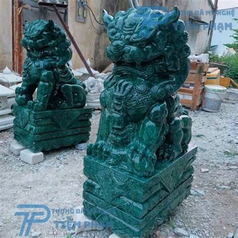 cac loai da thuong dung de dieu khac tuong ky lan