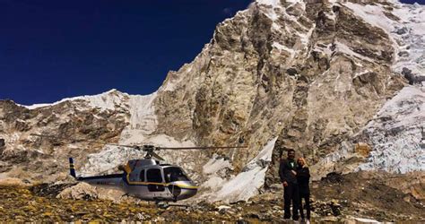 Everest Base Camp Helicopter Tour - TravellersQuest