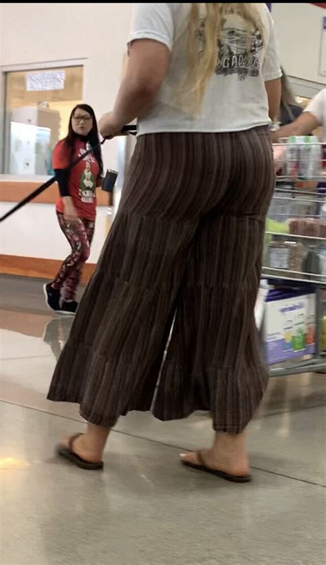 Brunette Milf In Pink Spandex Bonus Latina Spandex Leggings Yoga Pants Forum