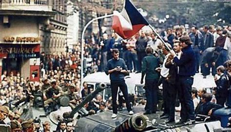 El Mayo Francés del 68 SobreHistoria