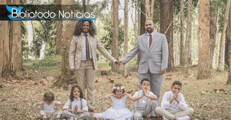 BRASIL Iglesia católica bautizó a 5 niños adoptados por pareja gay sin ningún cuestionamiento