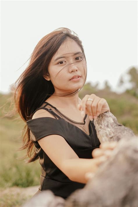 Indonesian Model Photos Download The Best Free Indonesian Model Stock
