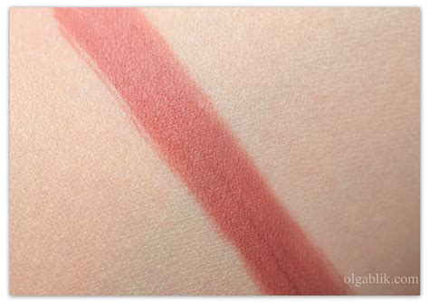 » Помада-кушон NYX Powder Puff Lippie Lip Cream: плюсы и минусы