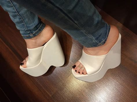 White Platforms Nude Pics XHamster