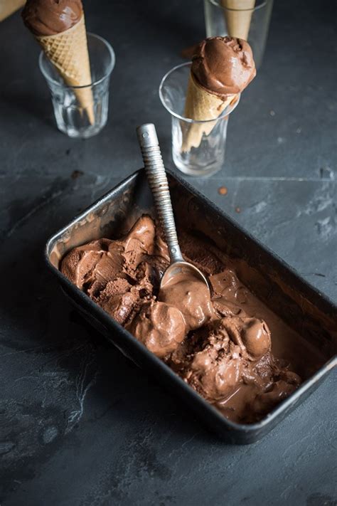 Veganes Schokoladeneis Mit Nur Drei Zutaten Brigitte De