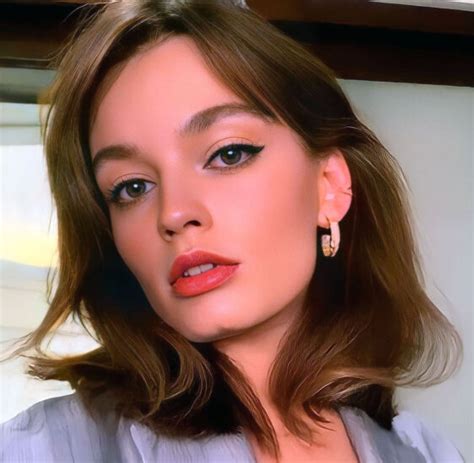 Emma Mackey Nude Pics Scenes And Porn Scandal Planet