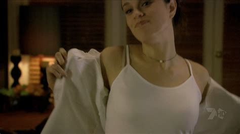 Packed to the Rafters nude pics página 1