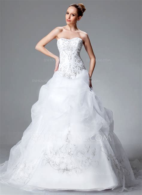 Ball Gown Sweetheart Chapel Train Satin Organza Wedding Dress With