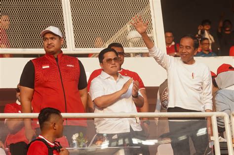 Menpora Dito Dampingi Presiden Jokowi Saksikan Timnas Indonesia Kontra Irak