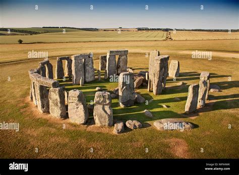 Aerial view stonehenge wiltshire england hi-res stock photography and ...