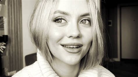 «Мне говорят, нету такой любви…» Вероника Тушнова. Стихи о любви - YouTube
